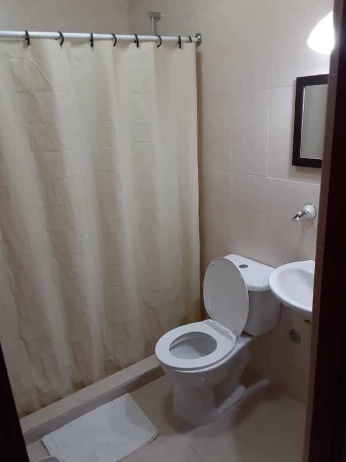 Pista Q Hostel And Apartments Oranjestad Ngoại thất bức ảnh
